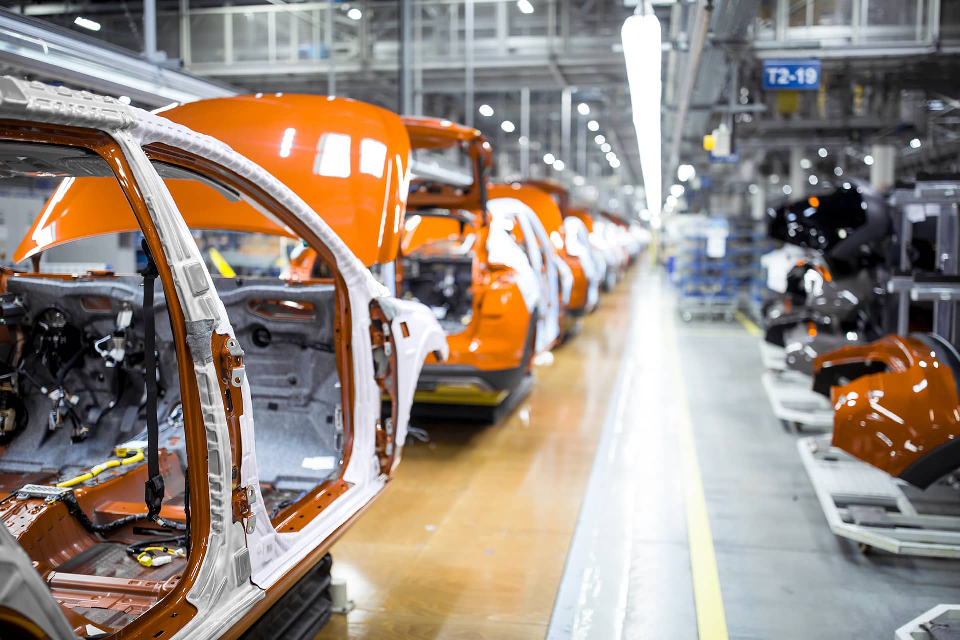 moderne automatisierte Autoproduktion in einer Fabrik